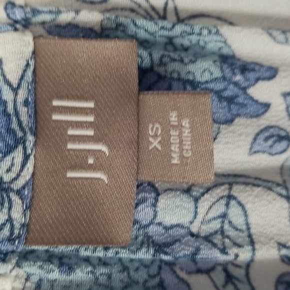 J.Jill Top XS Blue and White - Picture 2 of 7